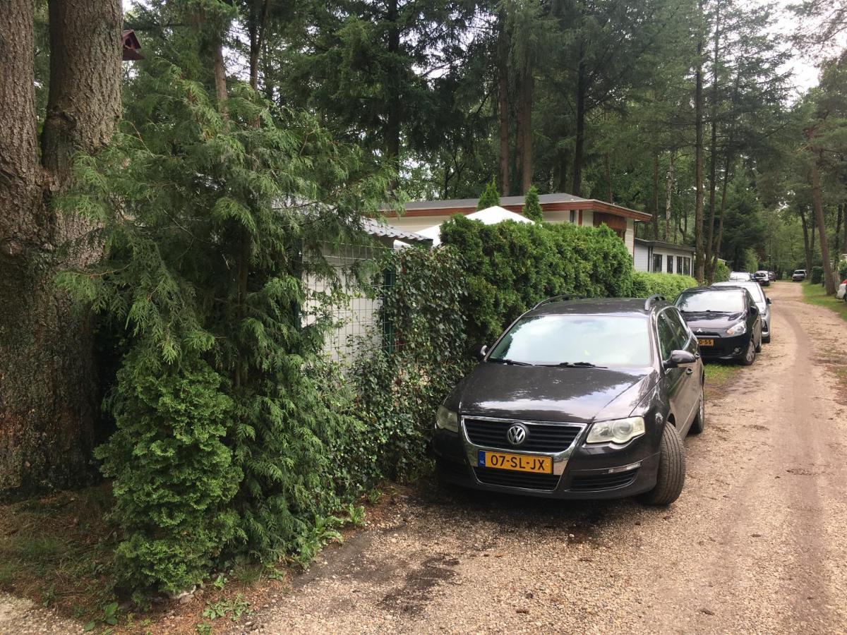 Heerlijke Accommodatie Op De Hoge Veluwe Hoenderloo Esterno foto